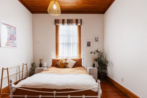 Photo of property in 149 Wellesley Road, Napier South, Napier, 4110