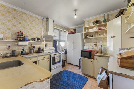 Photo of property in 16 Bennett Street, Gonville, Whanganui, 4501