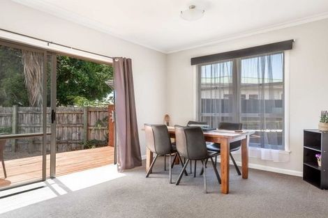 Photo of property in 4 Griffiths Place, Claudelands, Hamilton, 3214