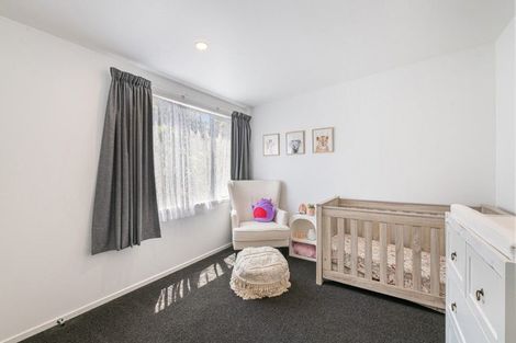 Photo of property in 46a Elliston Crescent, Stanmore Bay, Whangaparaoa, 0932