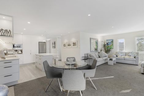 Photo of property in 32/34 Waiwera Place, Waiwera, Orewa, 0994