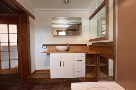 Photo of property in 148 James Line, Kelvin Grove, Palmerston North, 4414