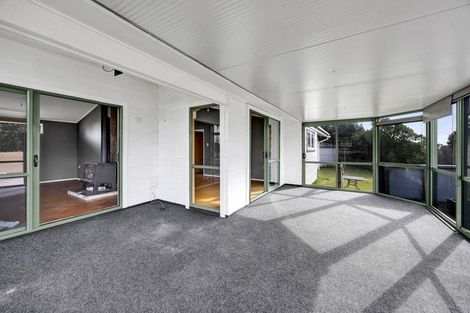 Photo of property in 5 Hughson Place, Opunake, 4616