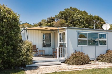 Photo of property in 8 Powell Place, Charleston, Cape Foulwind, 7892