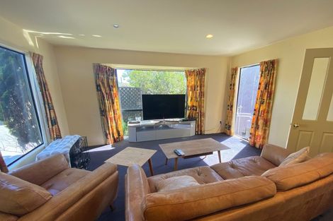 Photo of property in 74 Hounslow Street, Ilam, Christchurch, 8041