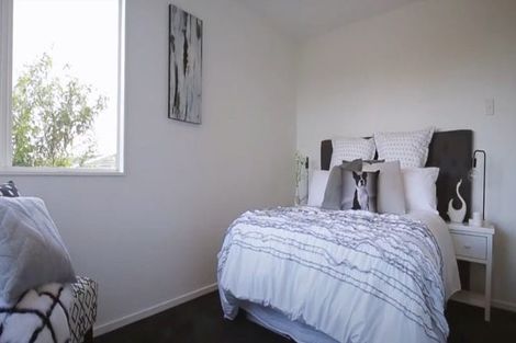 Photo of property in 1/42 Holland Road, Hillcrest, Auckland, 0627