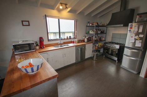 Photo of property in 30 Leven Street, South Hill, Oamaru, 9400