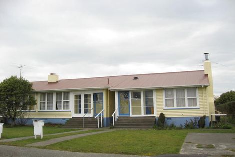 Photo of property in 6 Manapouri Street, Strathern, Invercargill, 9812