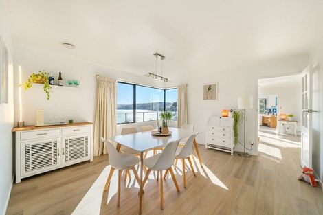 Photo of property in 50 Molyneux Close, Whitby, Porirua, 5024