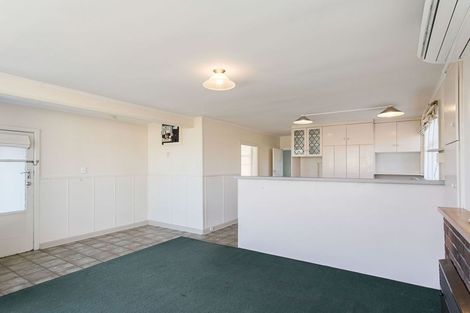 Photo of property in 103 Bassett Street, Burwood, Christchurch, 8083