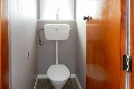 Photo of property in 12 Harlech Street, Oamaru North, Oamaru, 9400