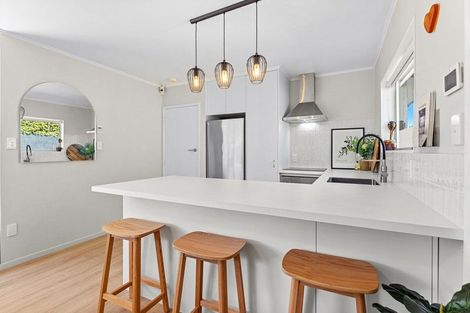 Photo of property in 2/59 Glamorgan Drive, Torbay, Auckland, 0630