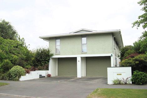 Photo of property in 4 Hawkswood Place Avonhead Christchurch City
