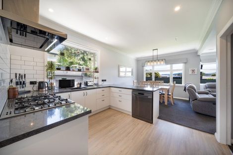 Photo of property in 69 Cruickshank Road, Clouston Park, Upper Hutt, 5018