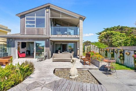 Photo of property in 131 Manly Street, Paraparaumu Beach, Paraparaumu, 5032