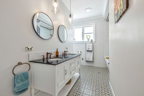 Photo of property in 43 Princes Street, Cambridge, 3434