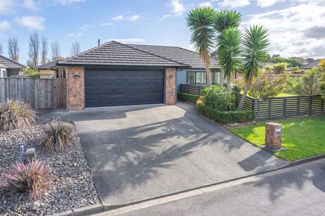 Photo of property in 10 Moy Place, Otaki, 5512
