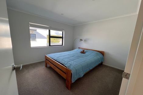 Photo of property in 51 Eugenia Rise, Totara Heights, Auckland, 2105