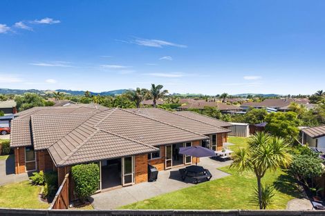 Photo of property in 14 Carrington Drive, Papamoa Beach, Papamoa, 3118