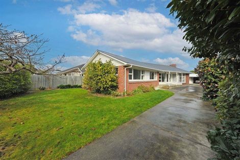 Photo of property in 17 Wilfrid Street, Ilam, Christchurch, 8041