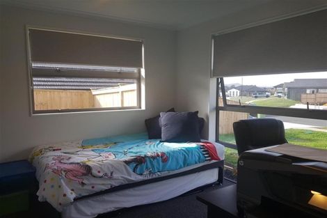 Photo of property in 8 Loader Place, Pokeno, 2402