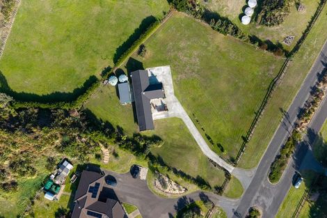 Photo of property in 66 Waitarere Rise Avenue, Waitarere, Levin, 5510