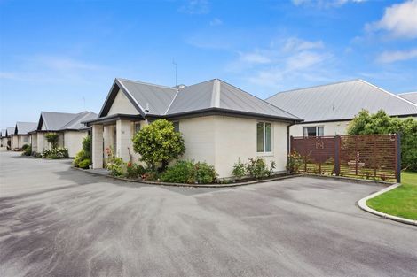 Photo of property in 19 Ivory Street, Rangiora, 7400