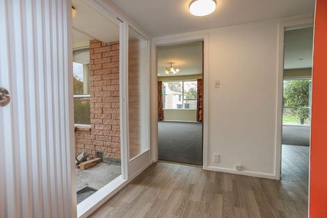 Photo of property in 20 Talltree Avenue, Avonhead, Christchurch, 8042