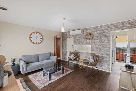 Photo of property in 2/15 Richards Avenue, Papatoetoe, Auckland, 2025