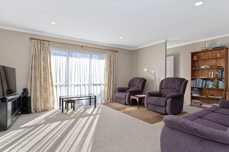 Photo of property in 205 Waitaha Road, Welcome Bay, Tauranga, 3112