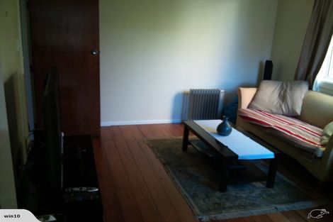 Photo of property in 92 Russell Terrace, Berhampore, Wellington, 6023