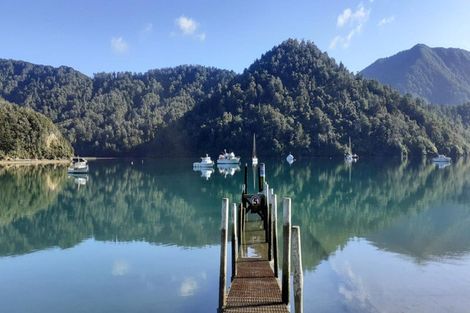 Photo of property in 30 Rata Street, Duncan Bay, Tennyson Inlet, 7195