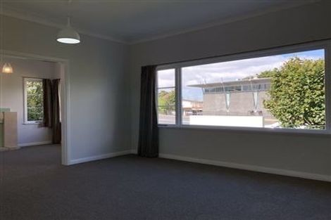 Photo of property in 1 Wairau Road, Milford, Auckland, 0627