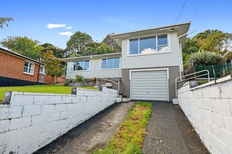 Photo of property in 11 Clearmont Crescent, Blagdon, New Plymouth, 4310