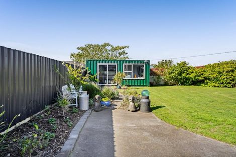 Photo of property in 96 Blake Street, Waitara, 4320