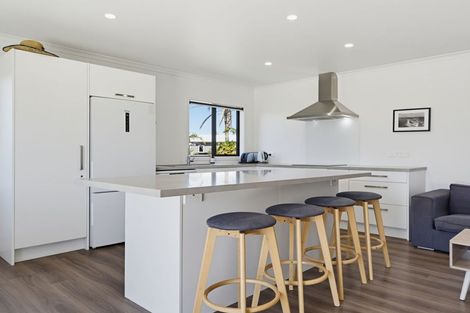 Photo of property in 113 Kelly Jade Avenue, Matarangi, Whitianga, 3592