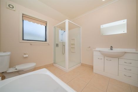 Photo of property in 6 Virginia Grove, Milson, Palmerston North, 4414