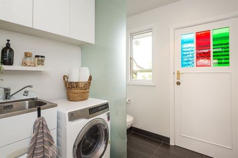 Photo of property in 29 Main Road, Redcliffs, Christchurch, 8081