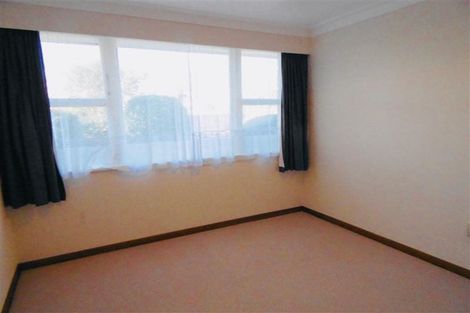 Photo of property in 91 Manu Crescent, Upper Vogeltown, New Plymouth, 4310