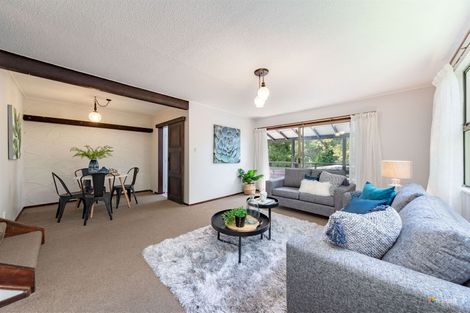 Photo of property in 32 Harbour View Road, Harbour View, Lower Hutt, 5010