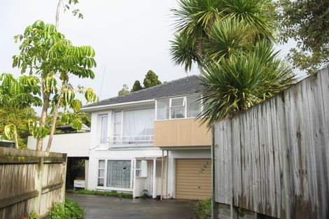 Photo of property in 43 Uxbridge Road, Mellons Bay, Auckland, 2014