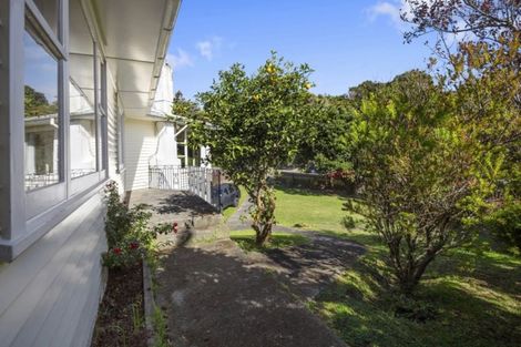 Photo of property in 24 Mahoe Street, Tawa, Wellington, 5028