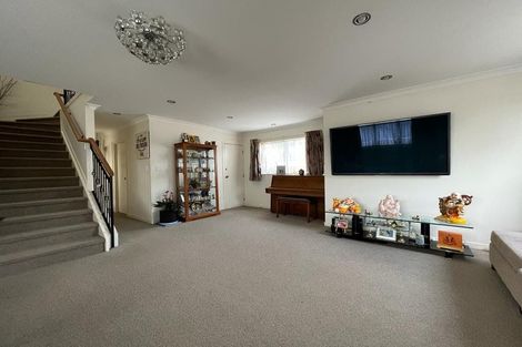Photo of property in 1/41 Butley Drive, Farm Cove, Auckland, 2012