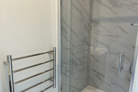 Photo of property in 3/43 Yeovil Road, Te Atatu Peninsula, Auckland, 0610