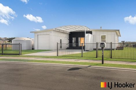 Photo of property in 42 Westside Road, Port Waikato, Tuakau, 2695