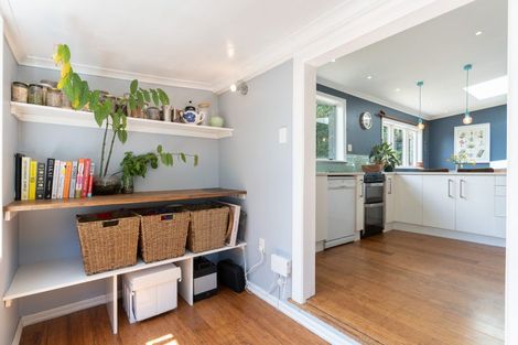 Photo of property in 38 View Road, Titahi Bay, Porirua, 5022