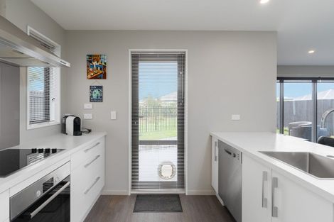 Photo of property in 5 Koreke Lane, Halswell, Christchurch, 8025