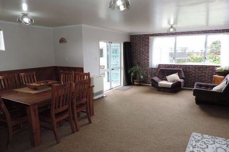 Photo of property in 170 Hakanoa Street, Huntly, 3700