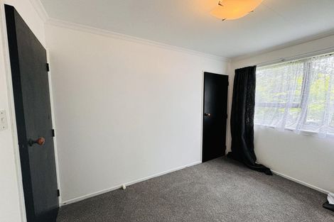 Photo of property in 50 Hillcrest Drive, Kelvin Grove, Palmerston North, 4414