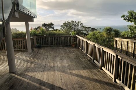 Photo of property in 26a Vipond Road, Stanmore Bay, Whangaparaoa, 0932